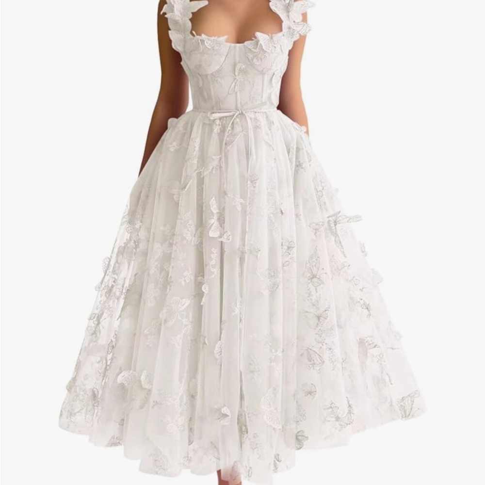 White Sweetheart Midi Gown with Cap Sleeves